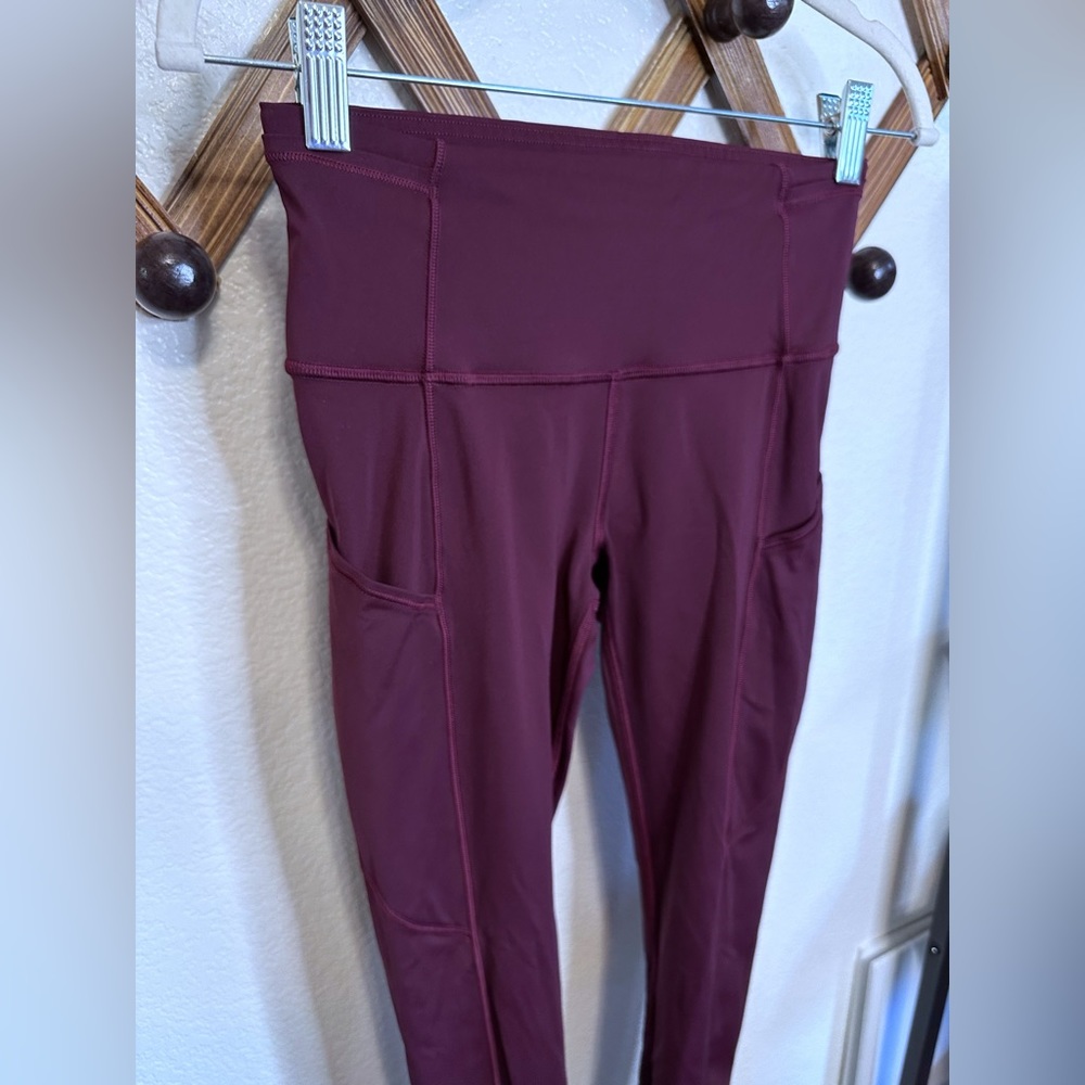 Lululemon Fast & Free Leggings - Picture 2 of 10